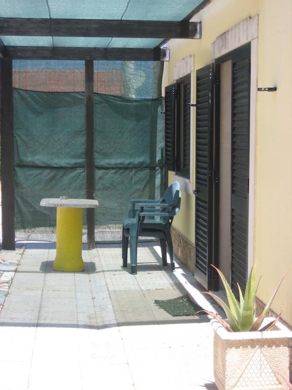 منزل الضيف لاغوس  في Quinta Das Aves الغرفة الصورة